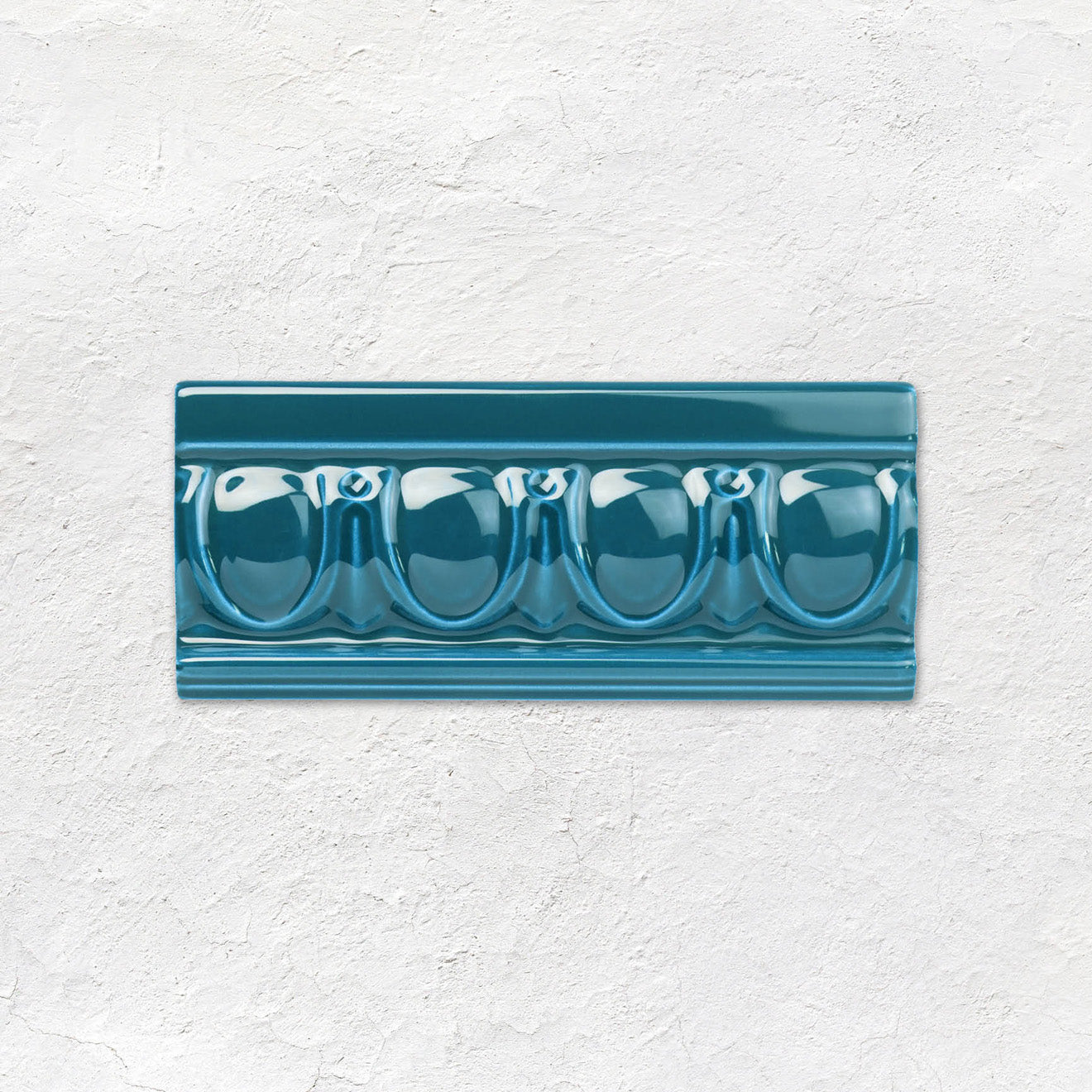 Baroque Blue Egg & Dart Moulding Ceramic Wall Tile 152x65mm - Gloss