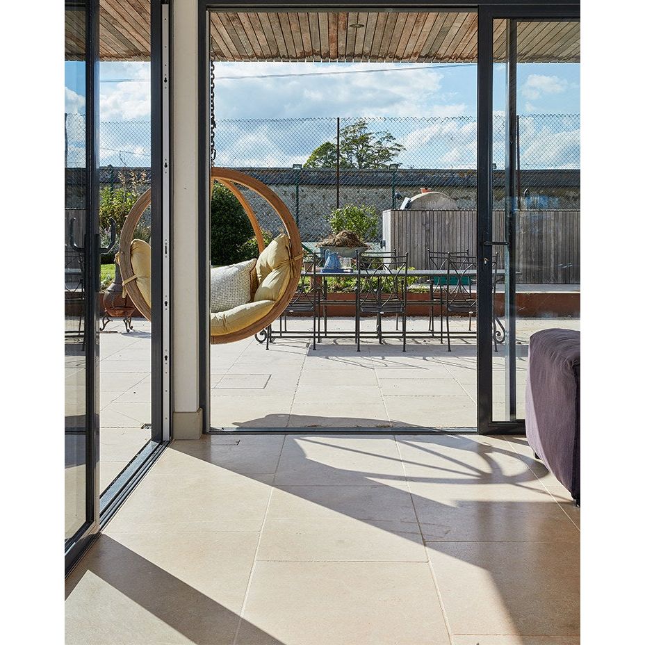 Buscot Limestone Tumbled Finish - image 1