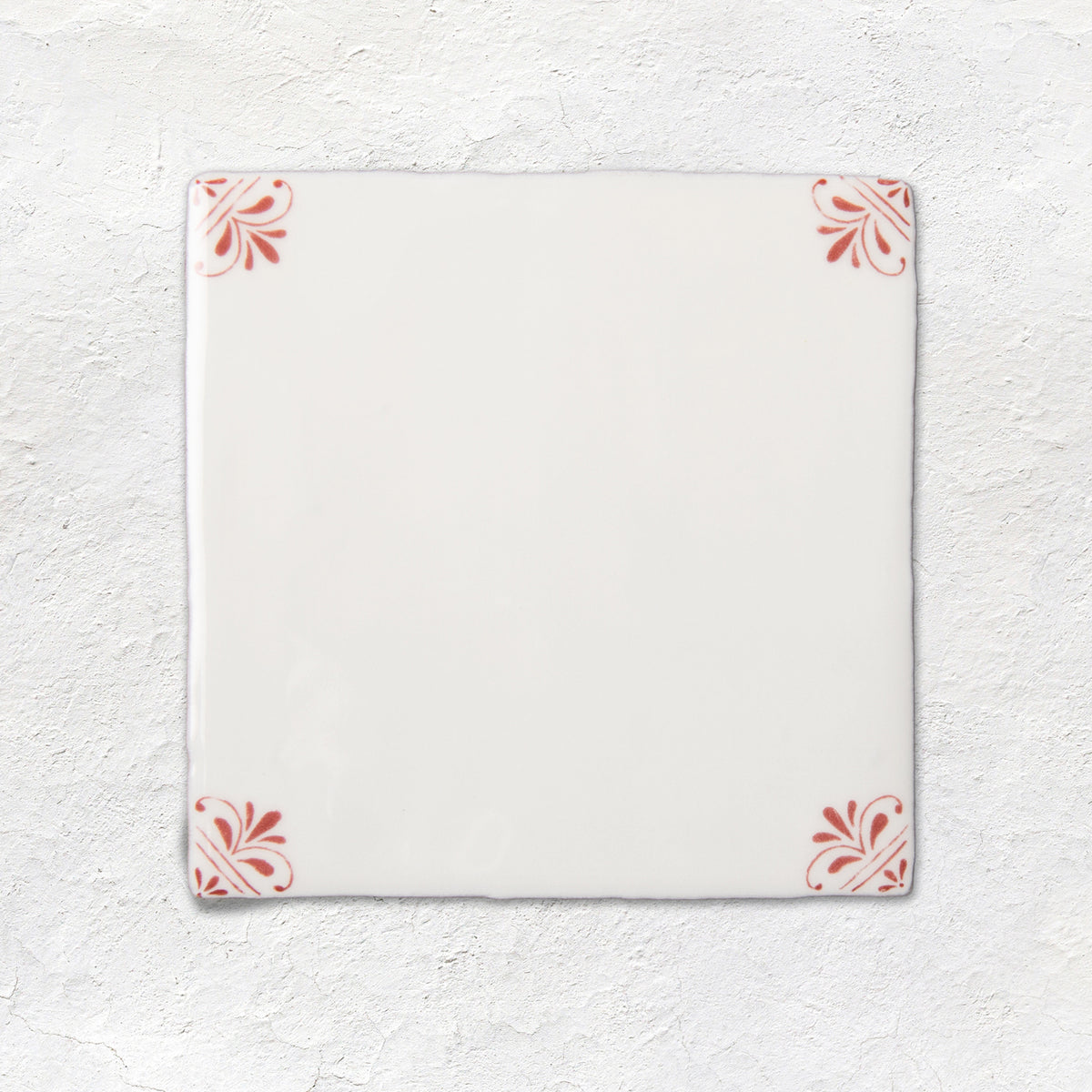 Country Delft Field Tile Beatrix Burgundy – pattern detail