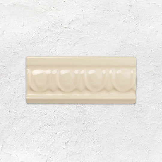 County White Egg & Dart Moulding Ceramic Wall Tile 152x65mm