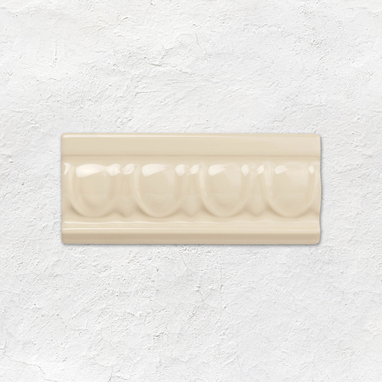 County White Egg & Dart Moulding Ceramic Wall Tile 152x65mm