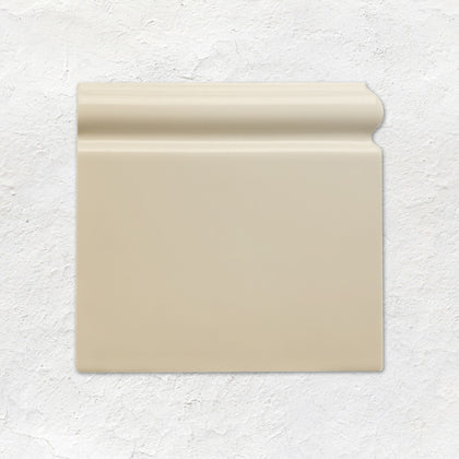 County White Skirting Right Corner