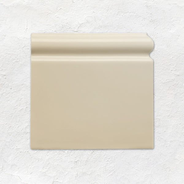 County White Skirting Right Corner