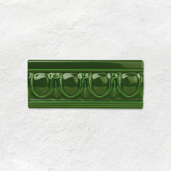 Edwardian Green Egg & Dart Moulding