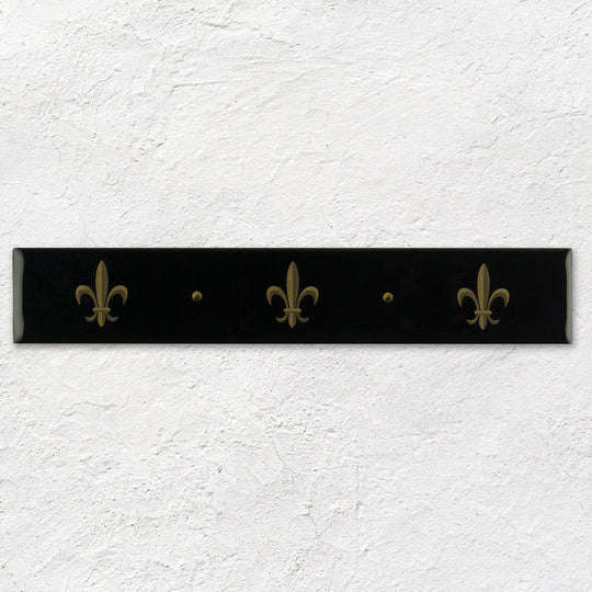 Fleur de Lis Border Gold on Jet Black – pattern detail (2)