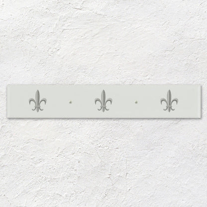Fleur de Lis Border Platinum on Brilliant White – pattern detail