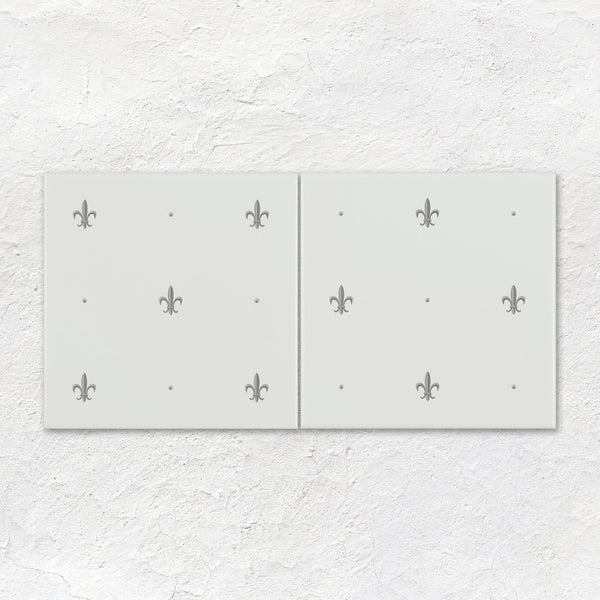de Lis Platinum on Brilliant White (2 Tile Set)