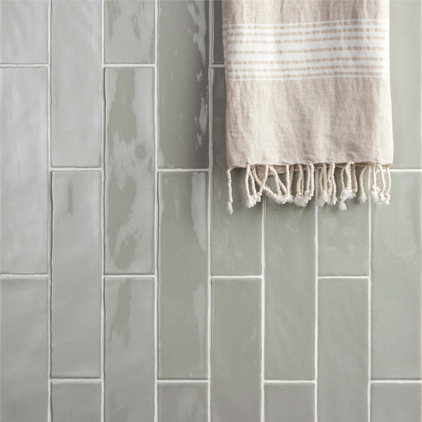 Large Brick Tile Tern