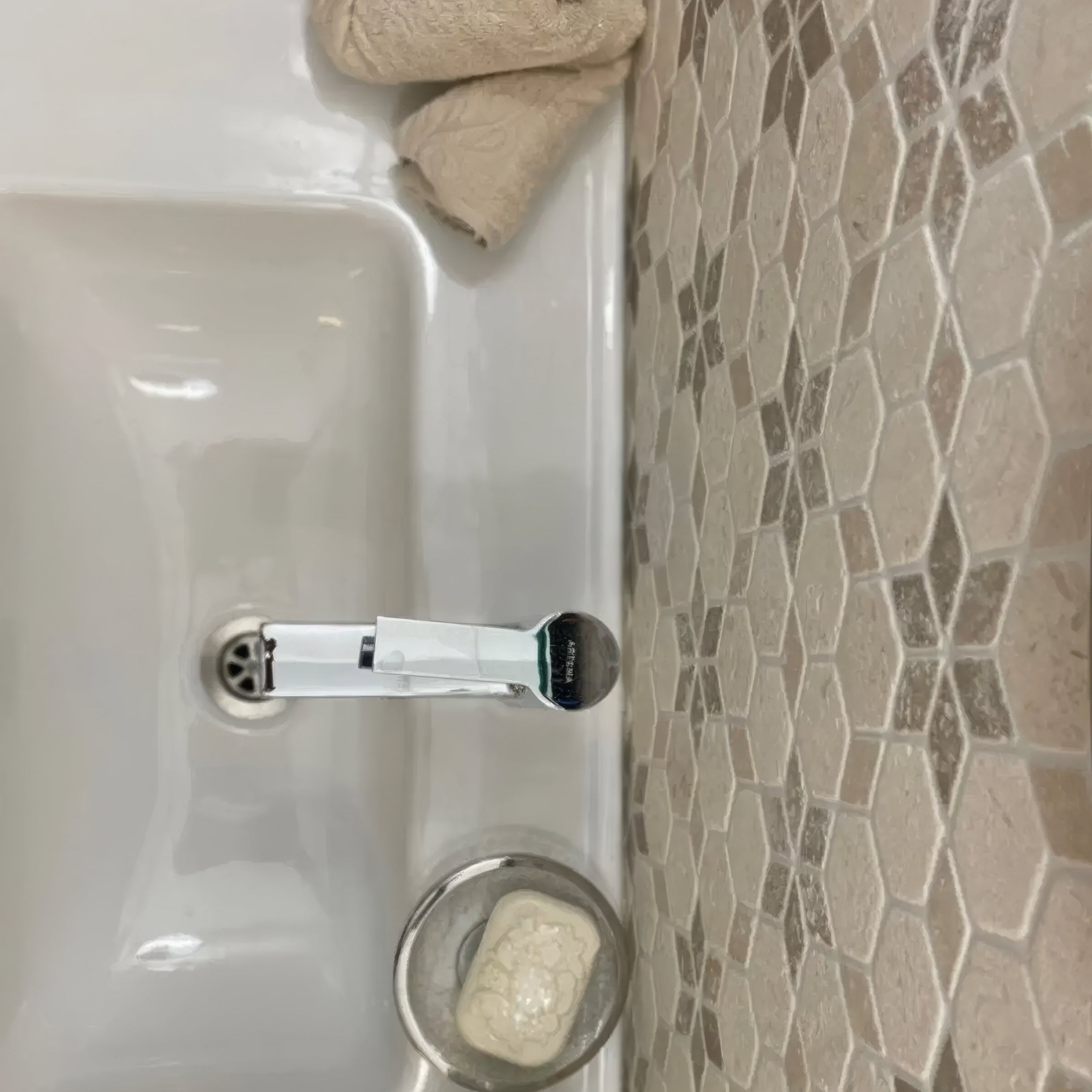 Shellstone Limestone - Mix Travertine Tumbled Starline Mosaic Tiles
