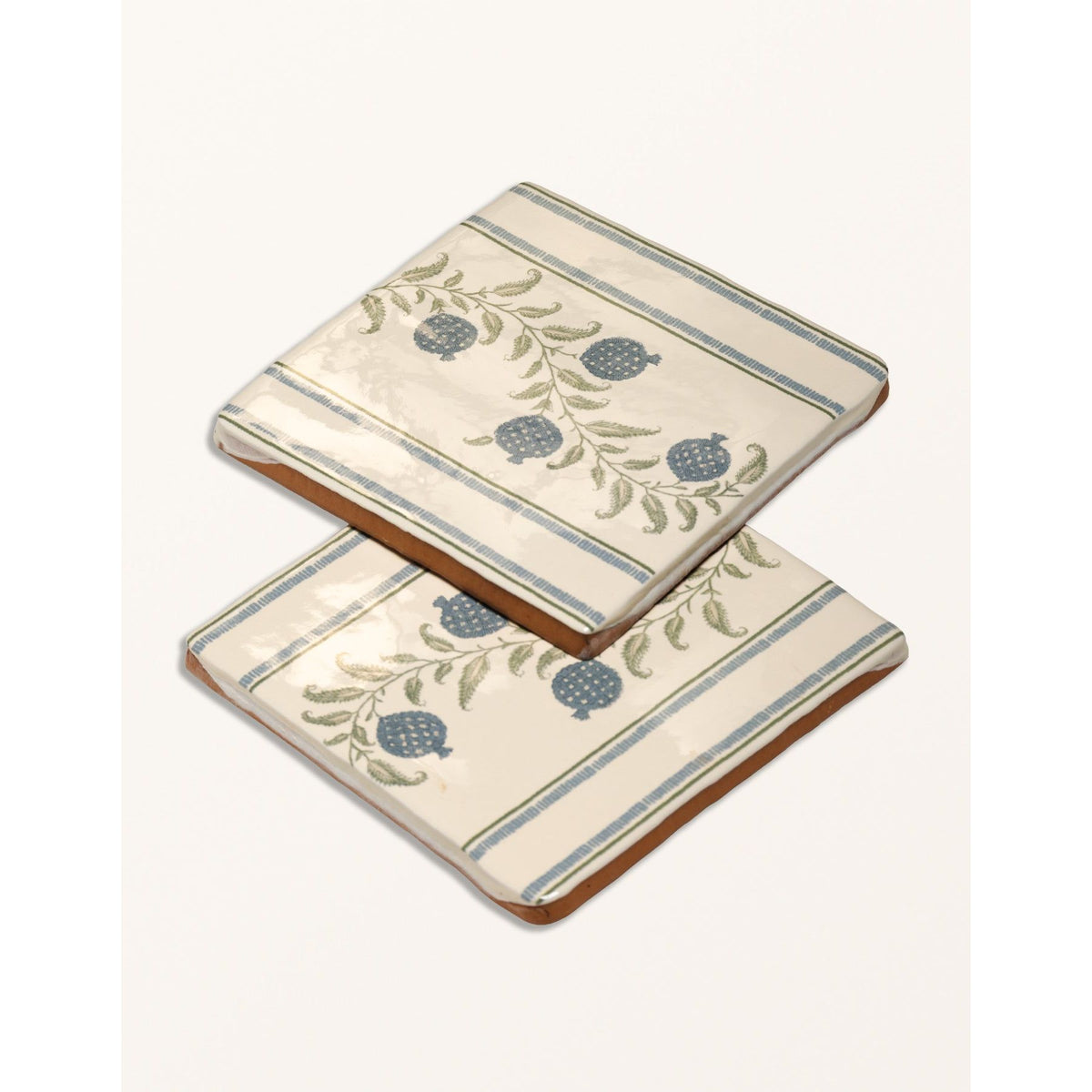 Single STUDIO Sanderson Anaar Pottery Blue border tile shown flat