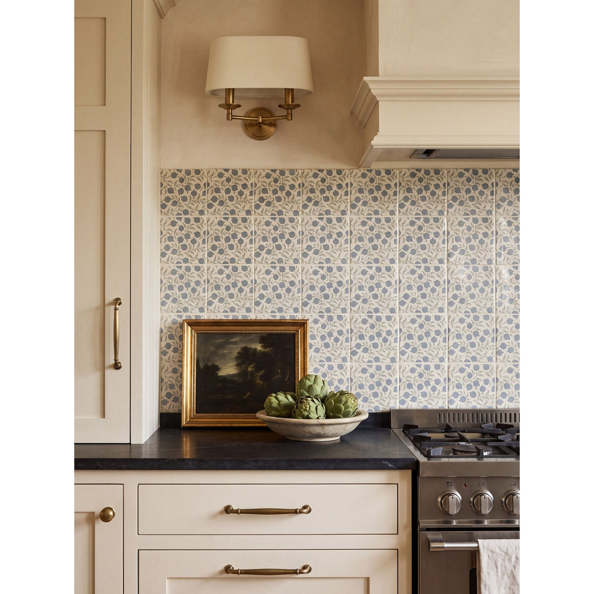 STUDIO Sanderson Anaar Pottery Blue ceramic tiles used as a kitchen splashback