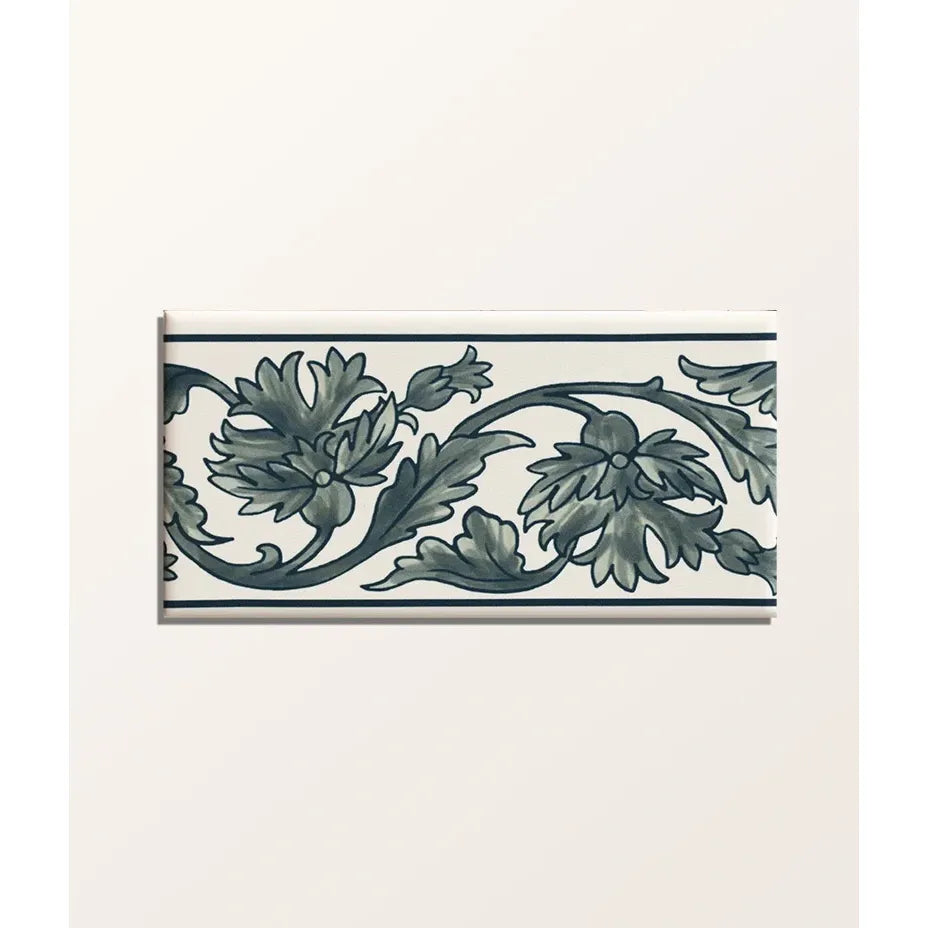 Victorian Style Carnation Border Blue - single tile packshot