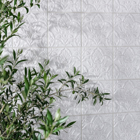 Victorian Style Hampton Court Vines Cotton White Gloss Ceramic Wall Tile