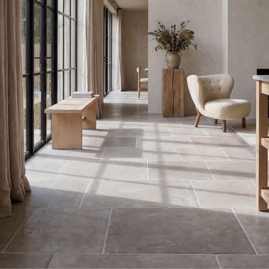 Vienne Limestone Tumbled Floor Tile 61 x Random