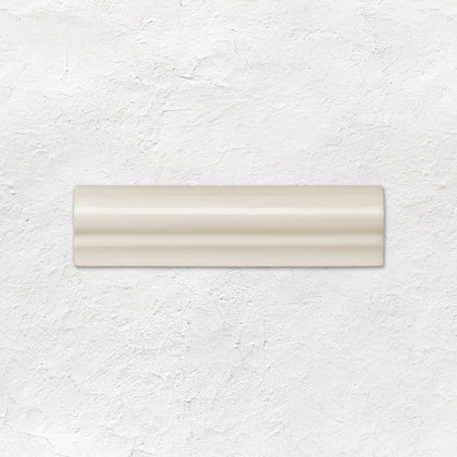 Vintage White Albert Moulding