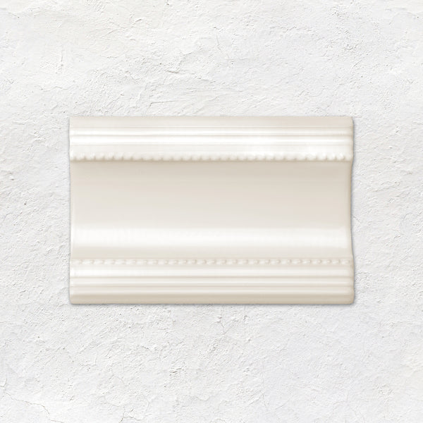 Vintage White Plain Cornice