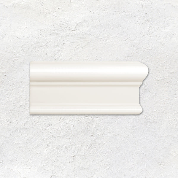 Vintage White Victoria Right Corner