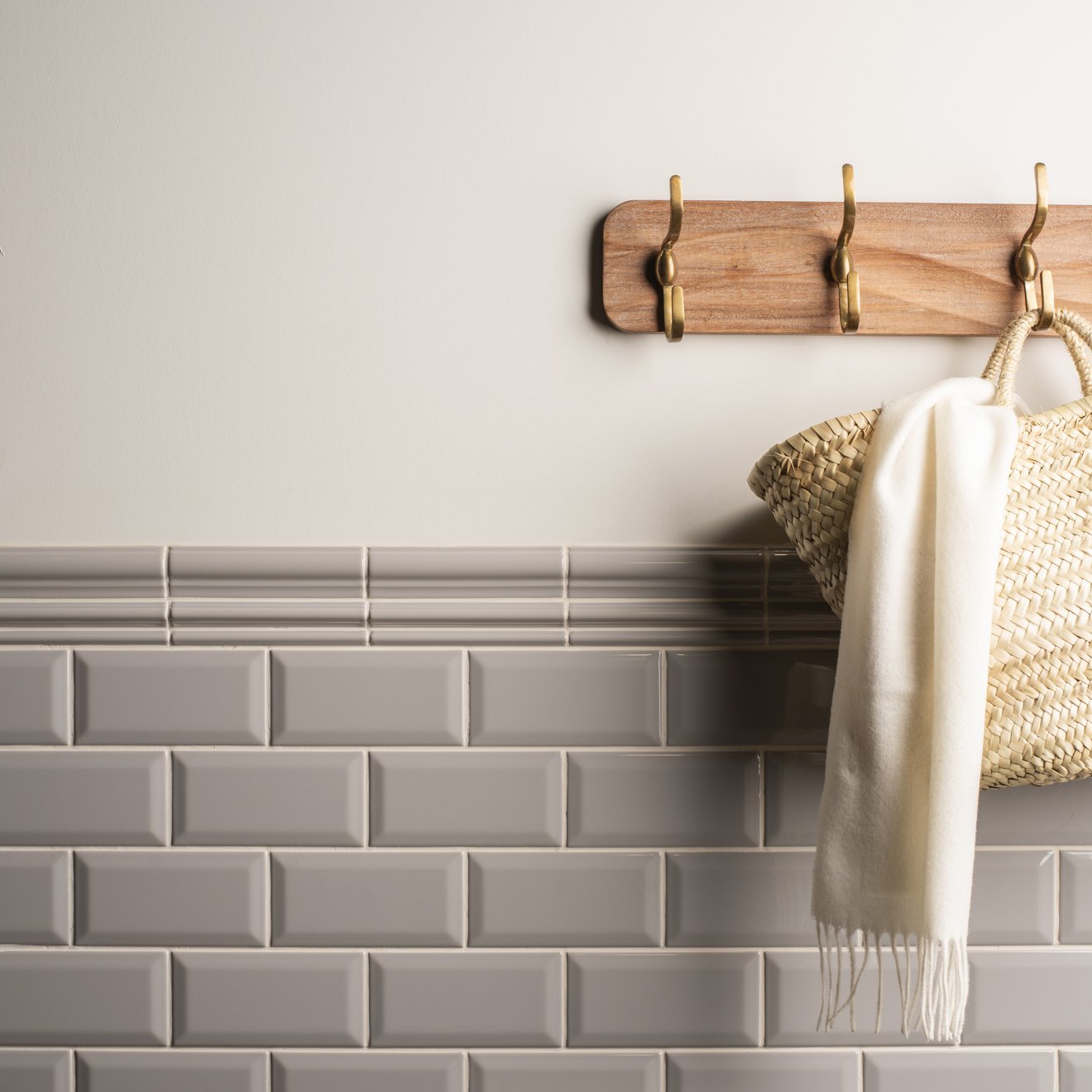 Westminster Grey Metro Bevelled Tile 150x75mm - Ceramic - Gloss