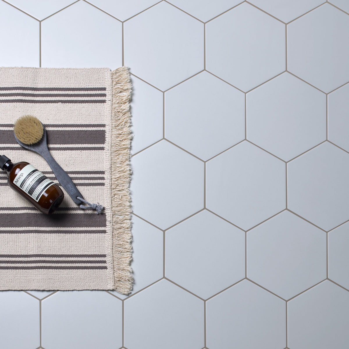 Ca'Pietra Resin-Cement Grout in Greige (No.44), a matt resin-cement tile grout shown as a cured colour swatch