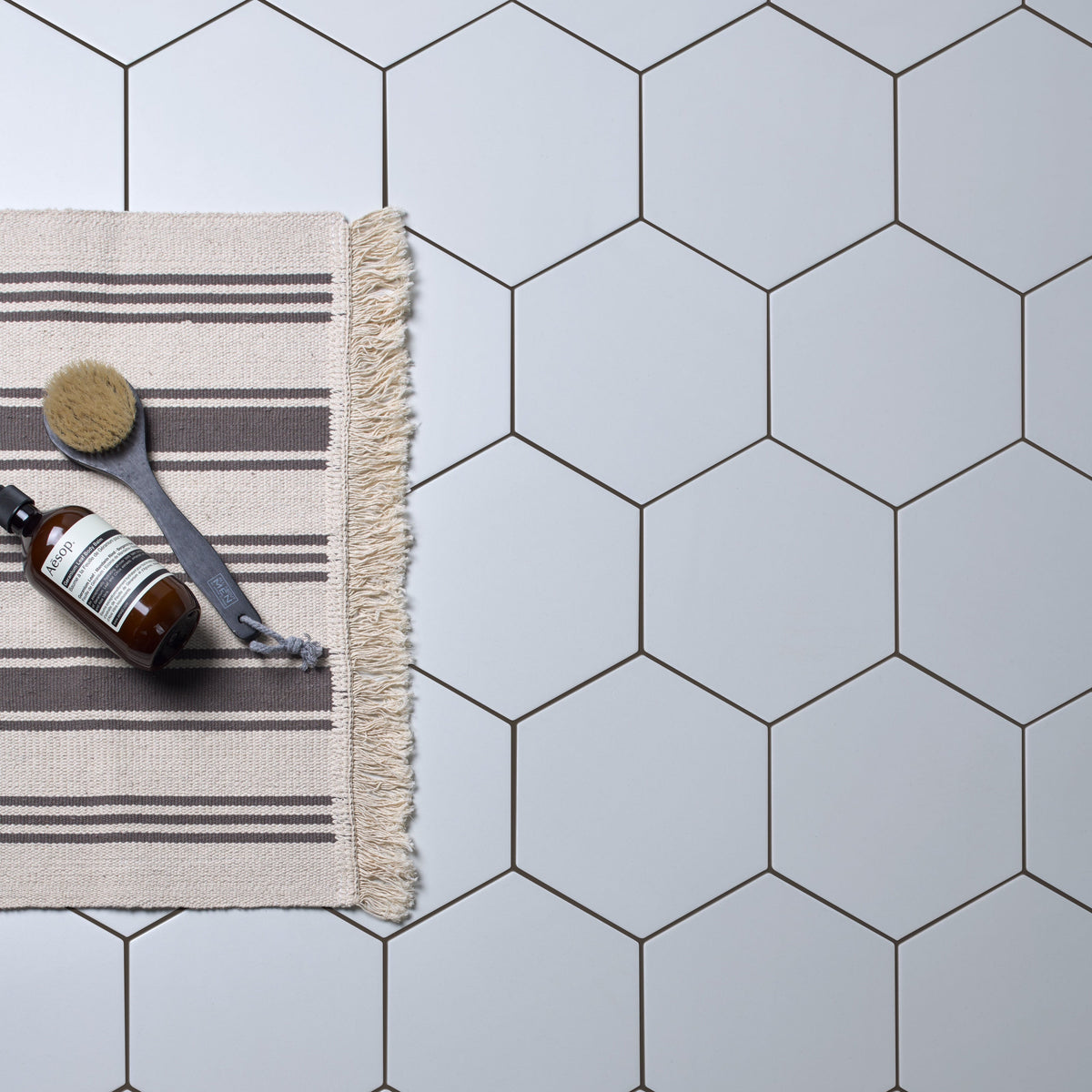 Ca'Pietra Resin-Cement Grout in Bitter Chocolate, shade No.47, a matt Kerakoll Fugabella grout for interior and exterior tile joints
