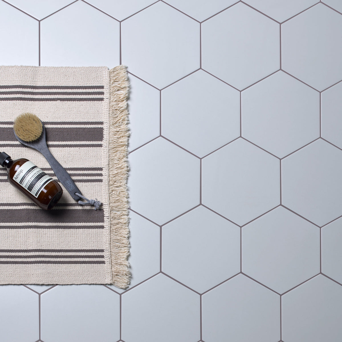 Ca'Pietra Resin-Cement Grout in Eggplant, shade No.50, a matt Kerakoll Fugabella grout for interior and exterior tile joints