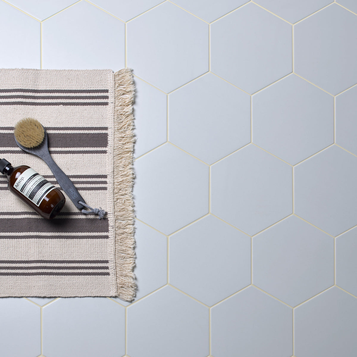 Ca'Pietra Resin-Cement Grout colour Parchment, No.24, by Kerakoll