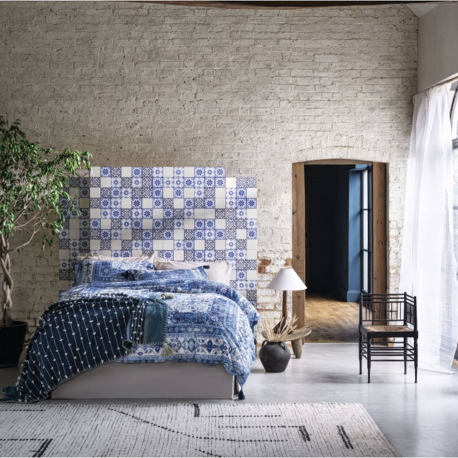 Blue and white patterned ceramic tile headboard in acapulco lozano 10x10cm design for wall decoration