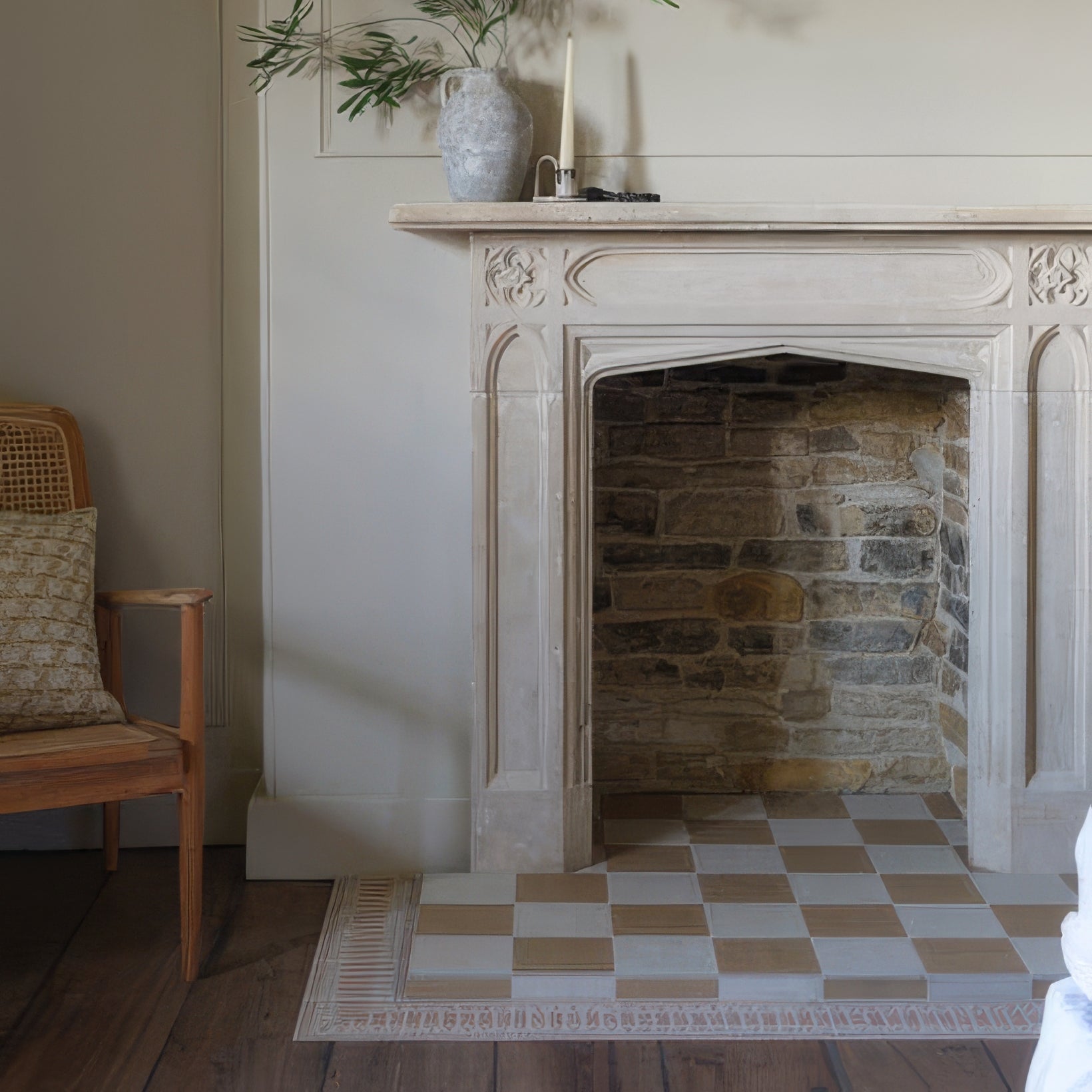 Adventuras Ecru Field Porcelain