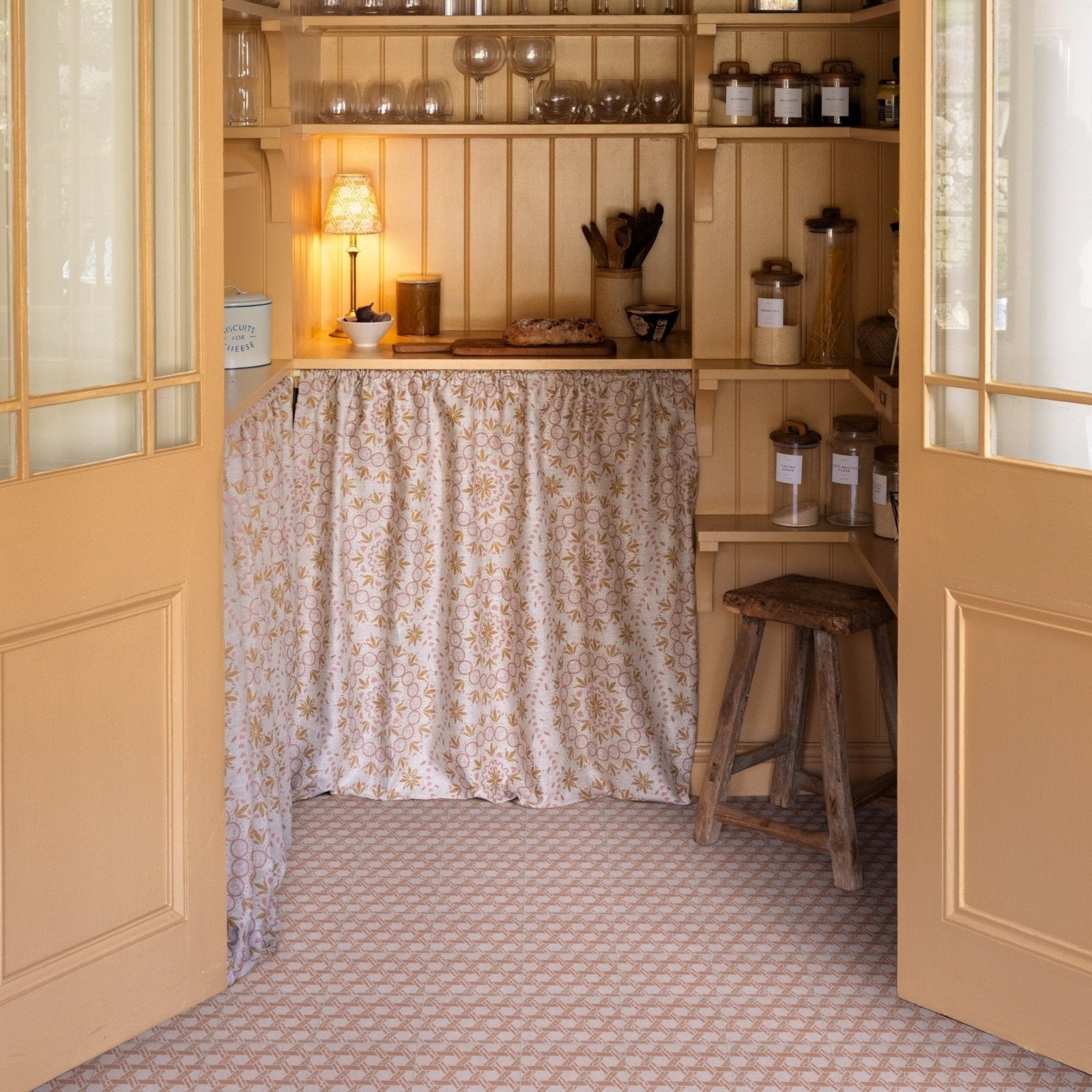 Adventuras Malla Terracotta Porcelain