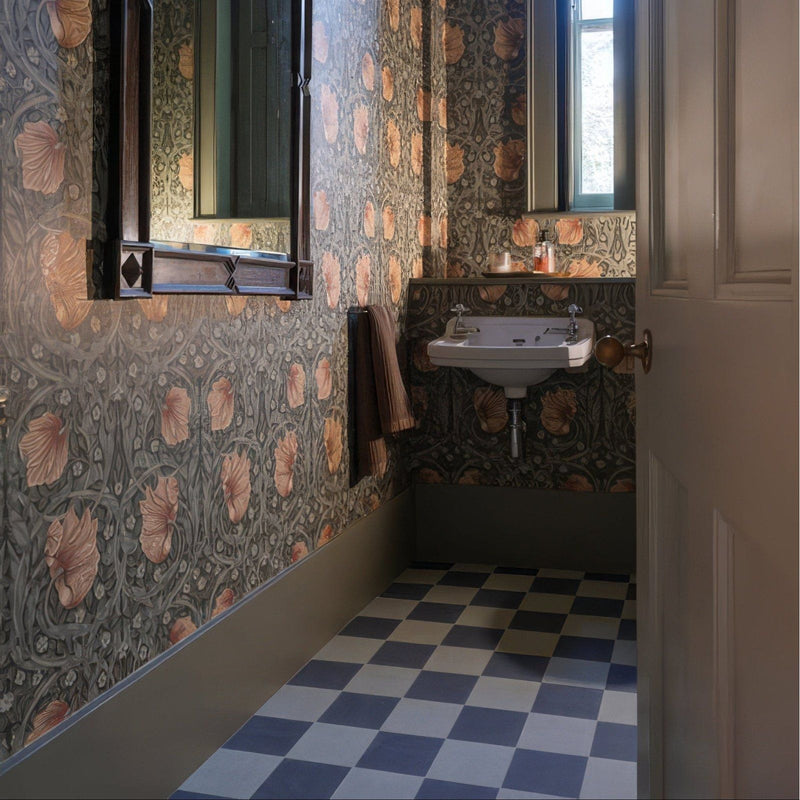 Adventuras Navy Field Porcelain