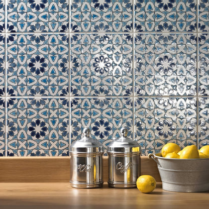 Bodegas 20 x 20 Patterned