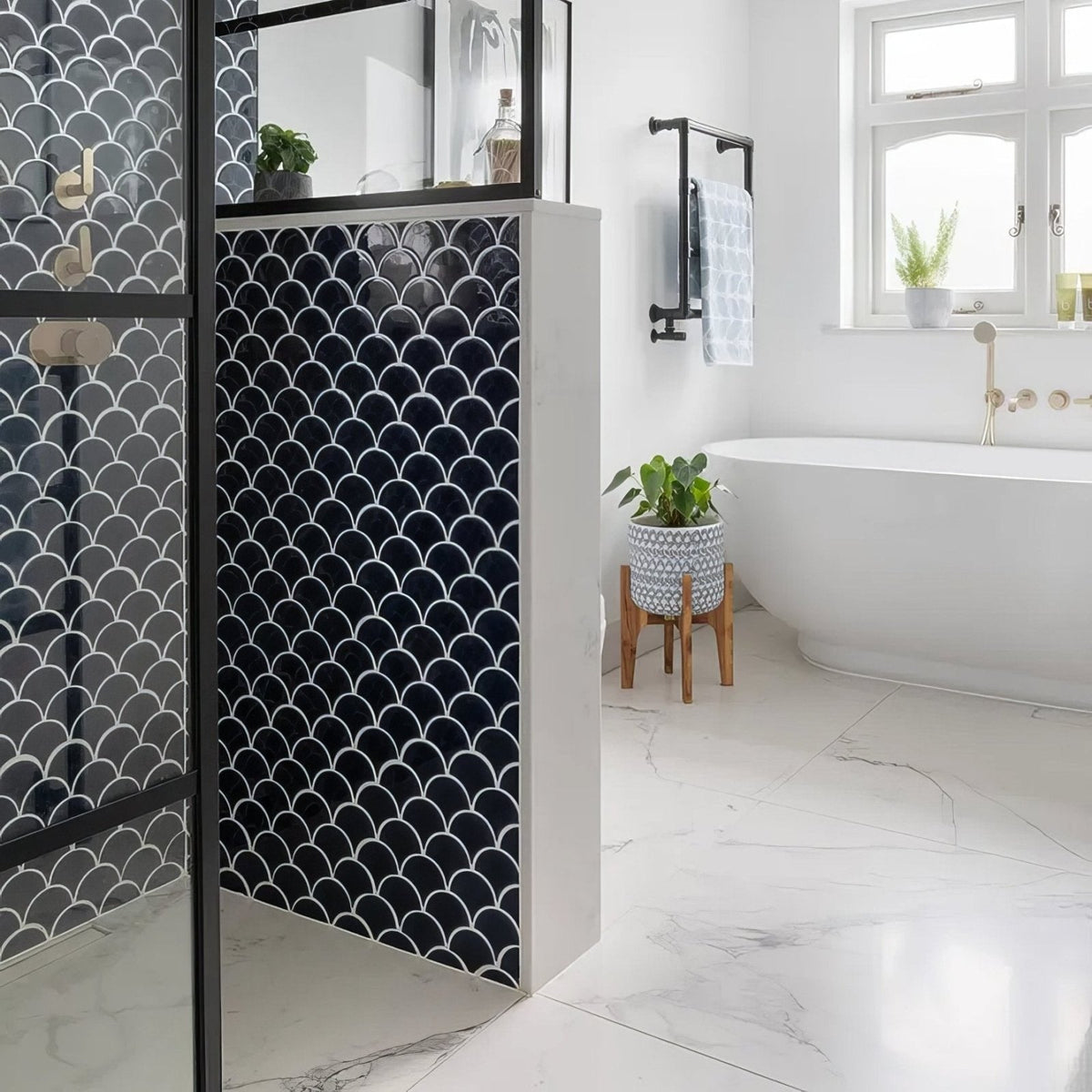 Atlantis Porcelain Mosaic Navy – tile pattern detail