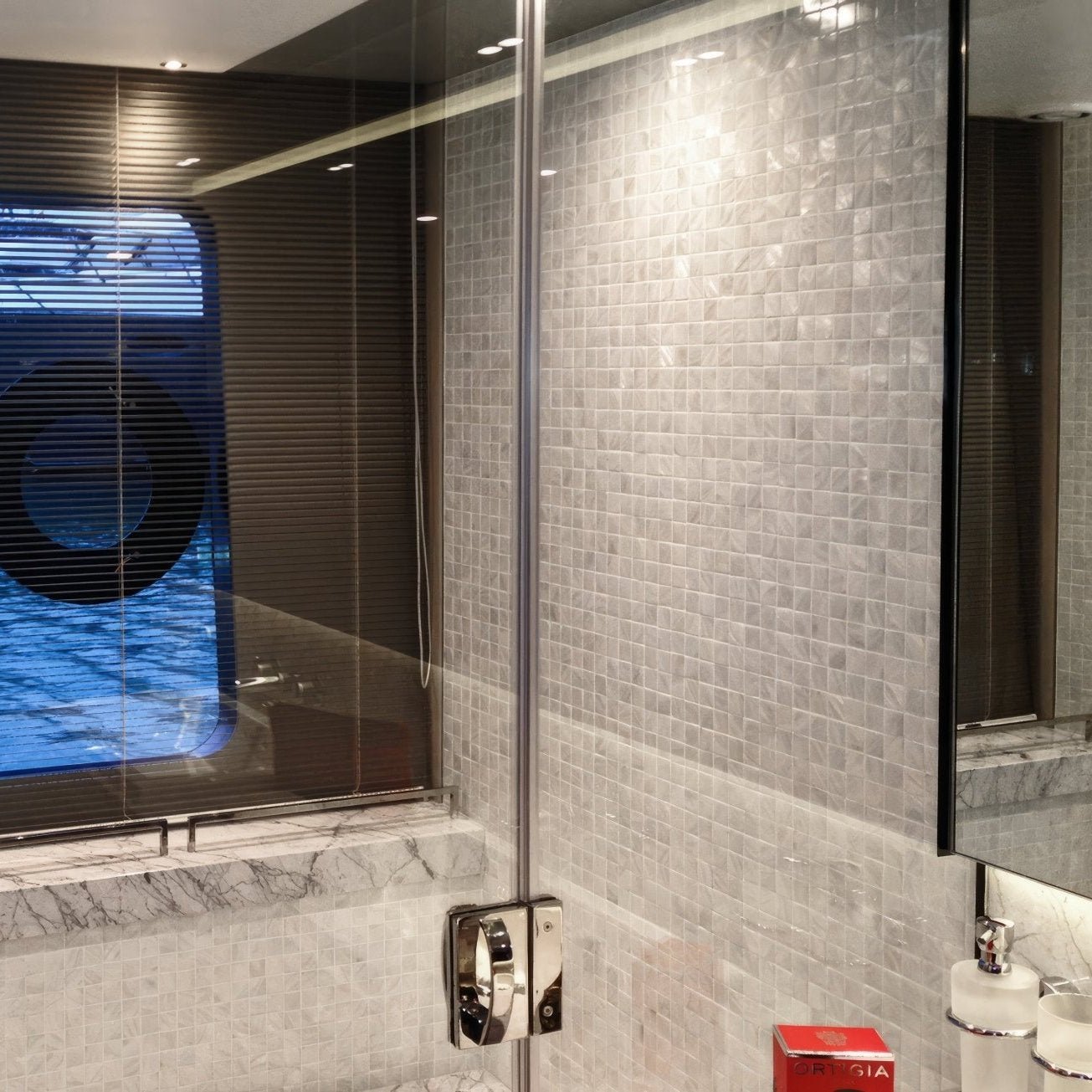 Gray bianco 25mm square mosaic tile wall with sleek modern design for contemporary interior surfaces