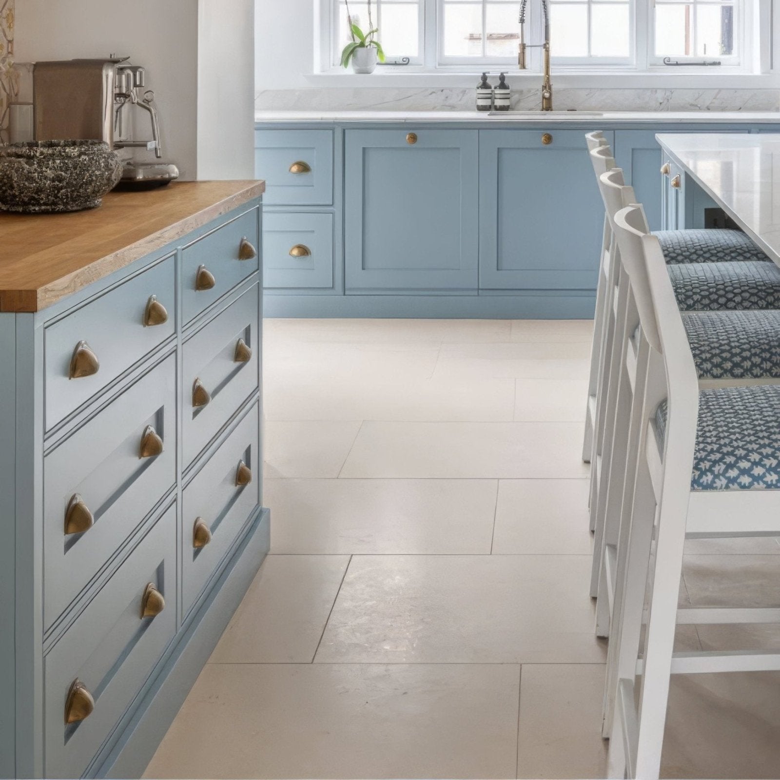 Blanford Limestone Honed Finish in a bathroom setting