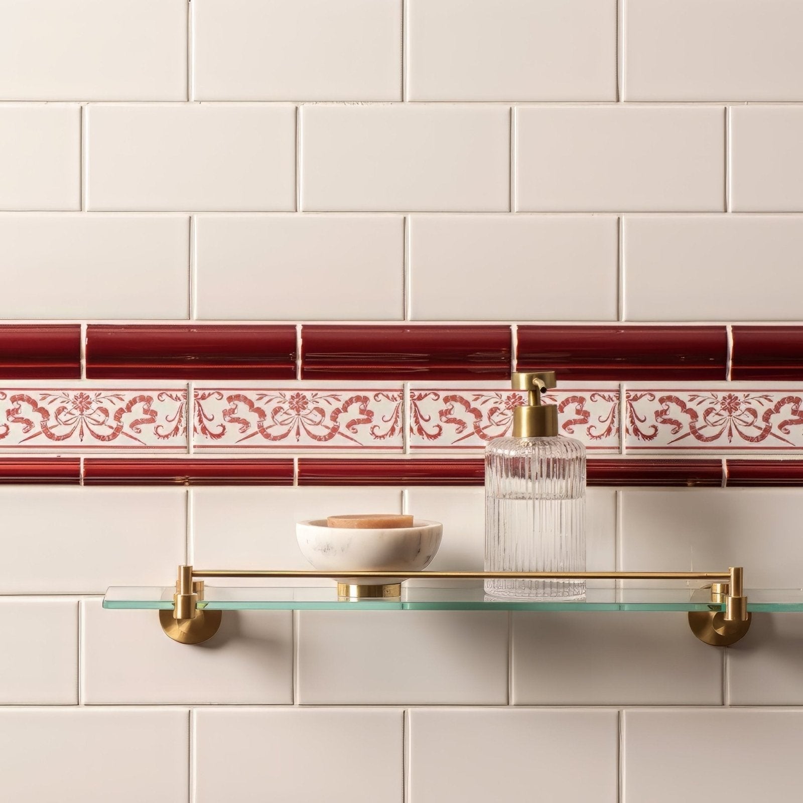 Burgundy Albert Moulding – close-up detail
