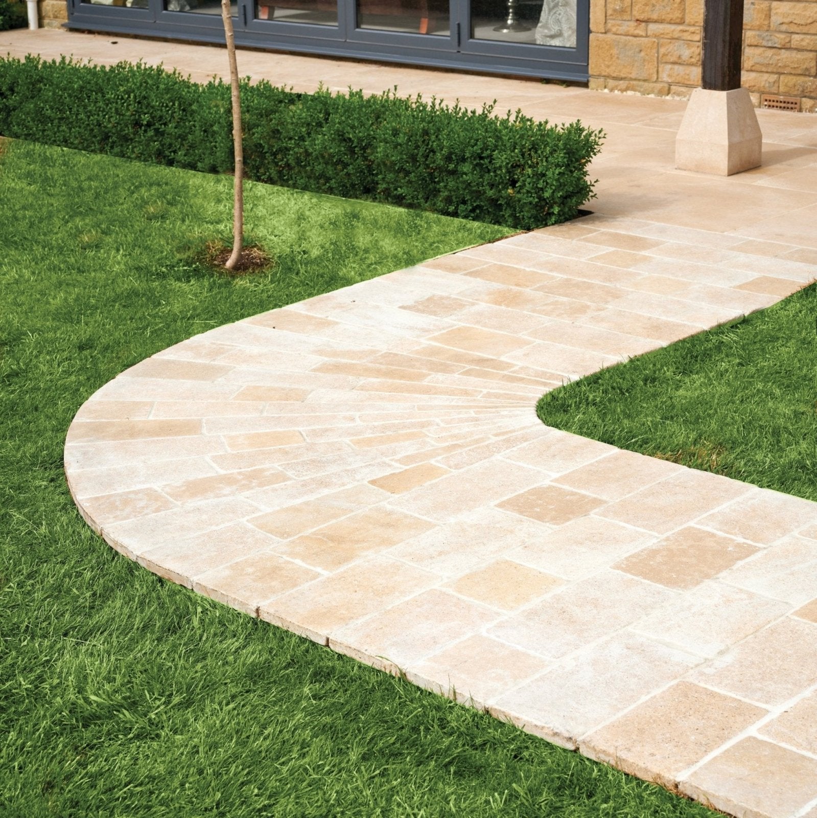 Buscot Limestone Cobble Tumbled & Etched Finish