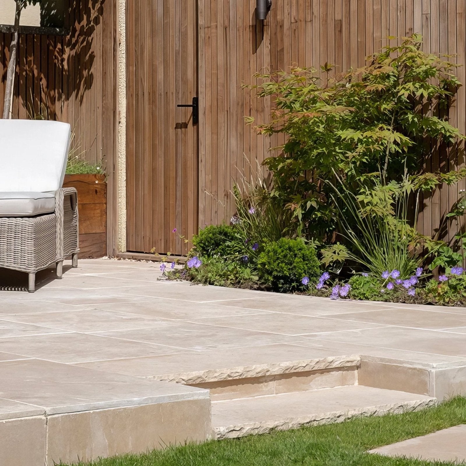 Buscot Limestone Etched Finish