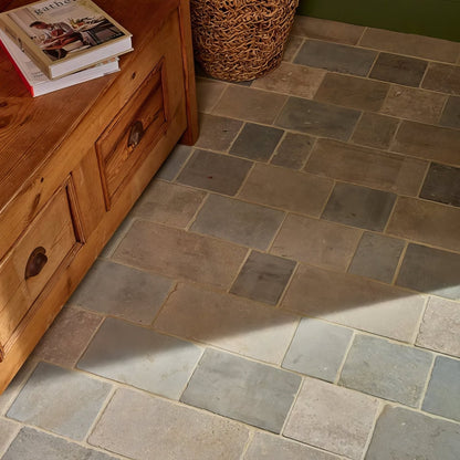 Castilan Limestone Cobbles Tumbled