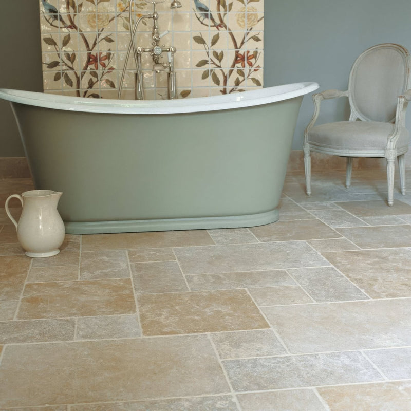 Cathedral Antique 40 x 60cm