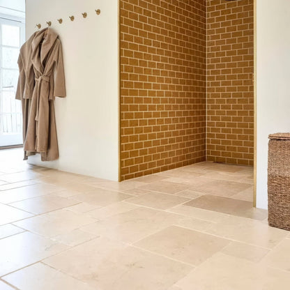 Cathedral Classic 40 x 60cm