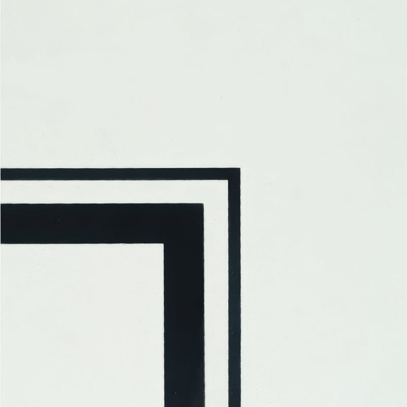 Cavendish External Corner Black on Dover White