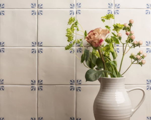 Country Delft Field Tile Cornelia Blue