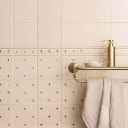 County White Field Tile