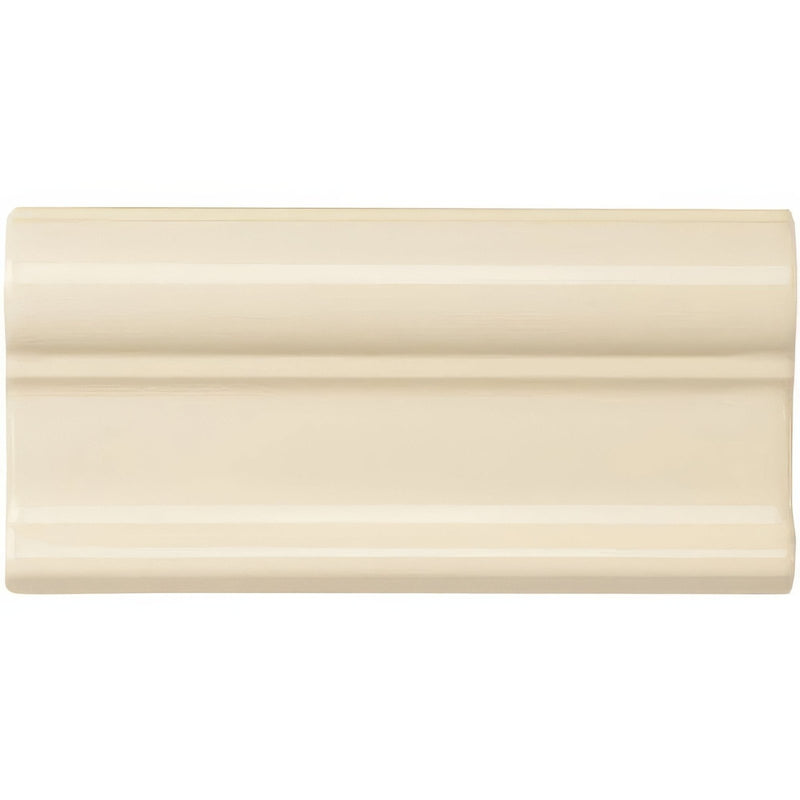 County White Victoria Moulding