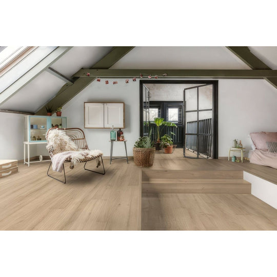 Crémant F050 Vinyl Planks - alternate view