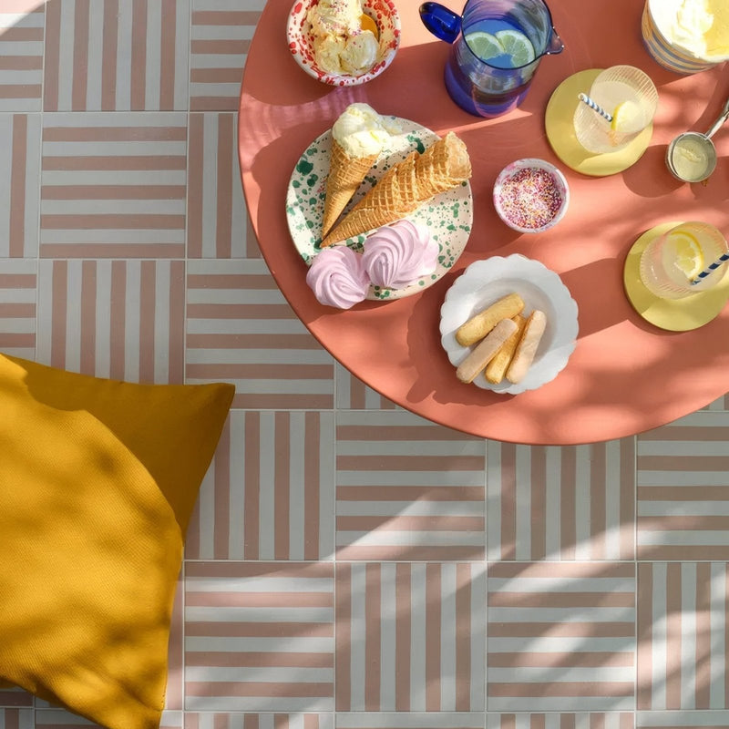 Deck Chair Porcelain