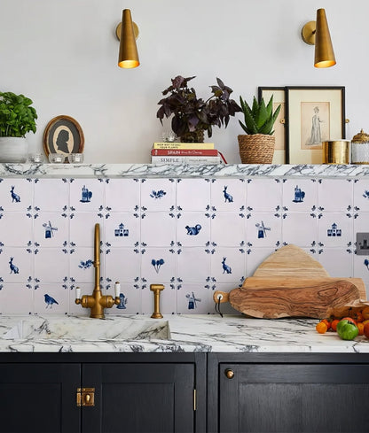 Dyrham Dairy Ceramic Oak Leaf Corners