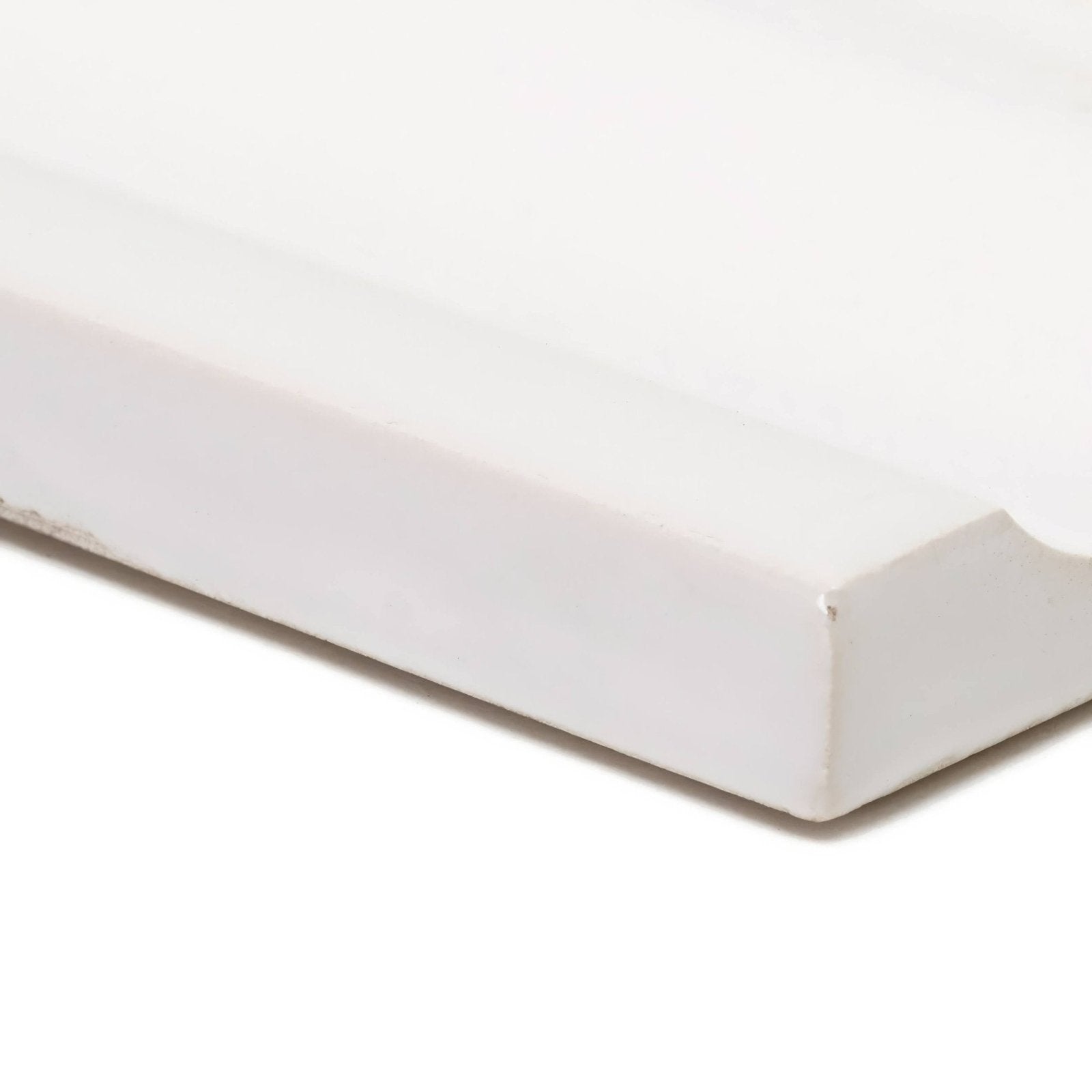 White rectangular canvas with smooth slightly textured surface and rounded edges in edwardian highgate dado design