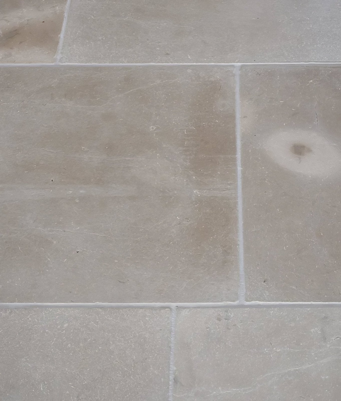 Eiffel Limestone Tumbled Finish