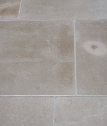 Eiffel Limestone Tumbled Finish